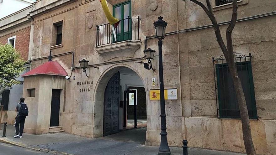 Agentes de la Comandancia de València han detenido al presunto autor del fraude.
