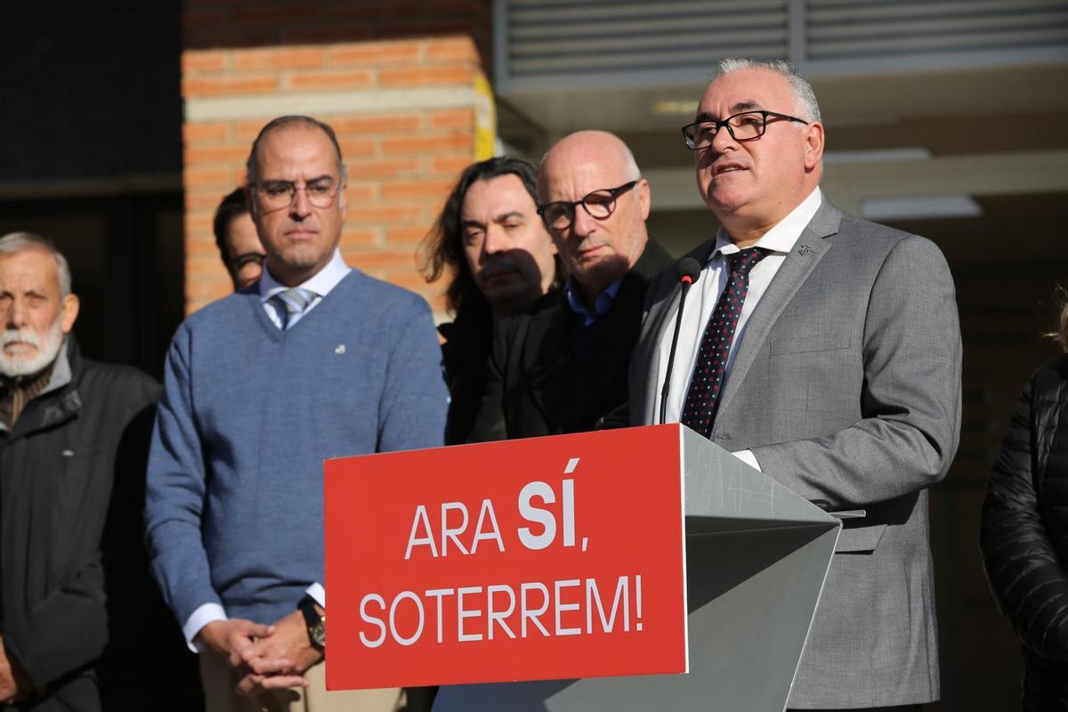 Acto de presentación del inicio de las obras para el soterramiento de las vías del tren de la R2 de Rodalies en Montcada i Reixac