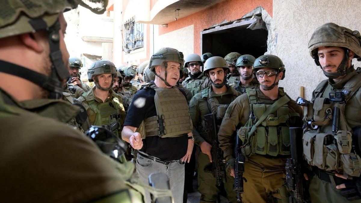 El primer ministro israelí Netanyahu visita la Franja de Gaza