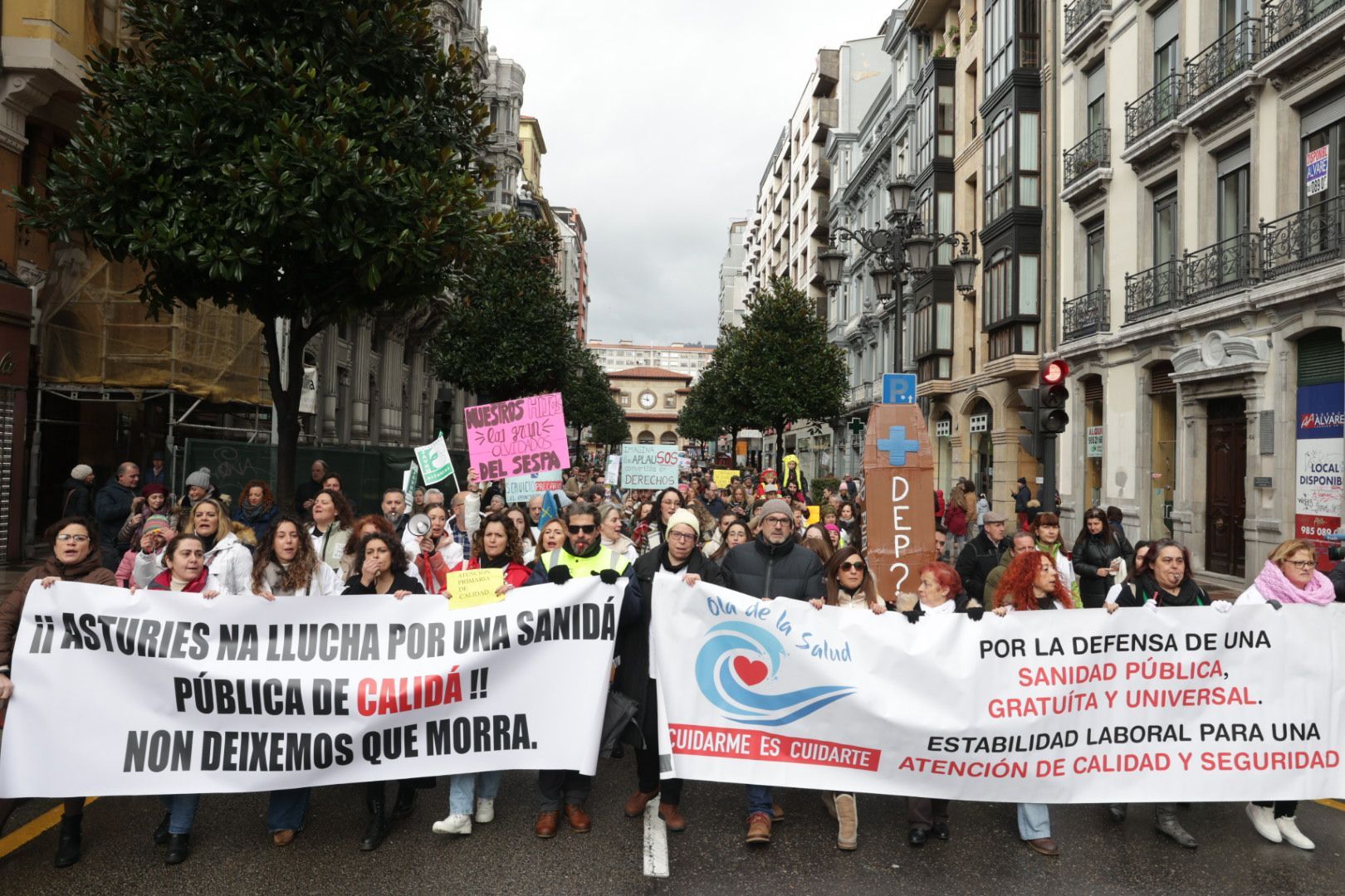 Manifestación de sanitarios en Oviedo