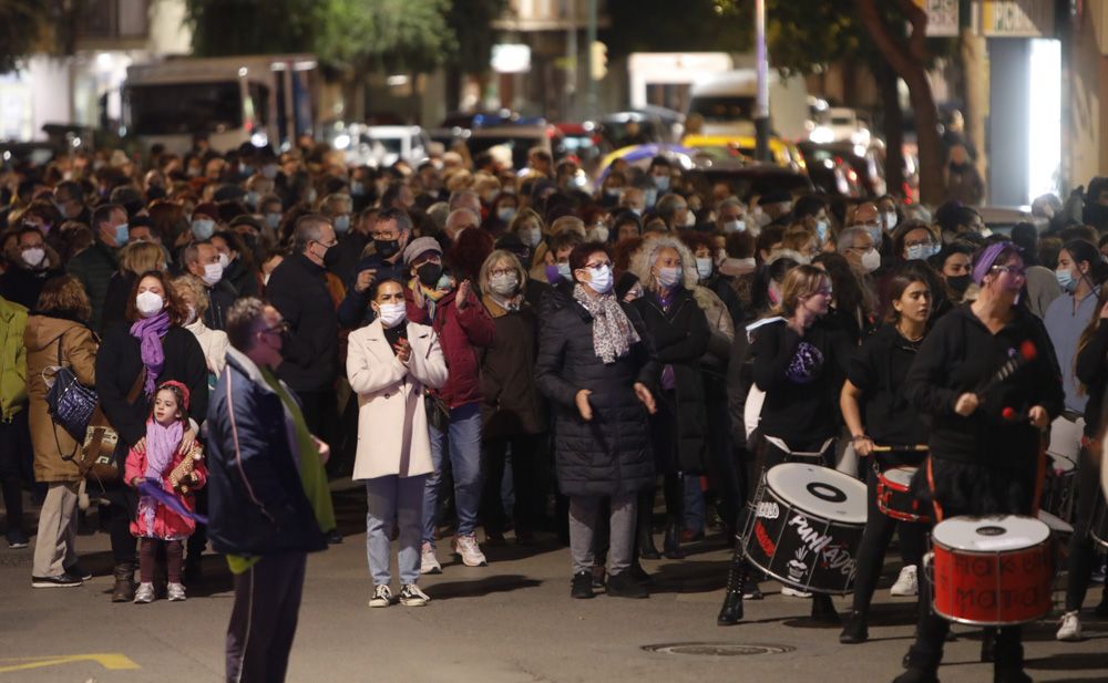 Manifestación en las calles del Port de Sagunt, el 25N contra la violencia machista.