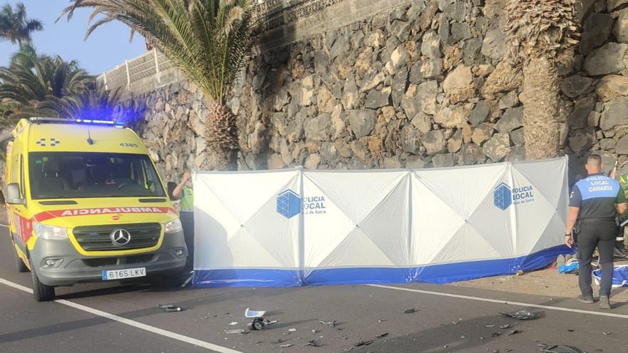 Un motorista sufre la amputación de una pierna en una colisión en Tenerife