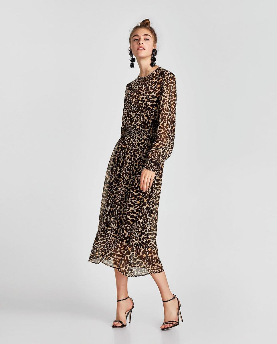 Vestido con estampado de leopardo