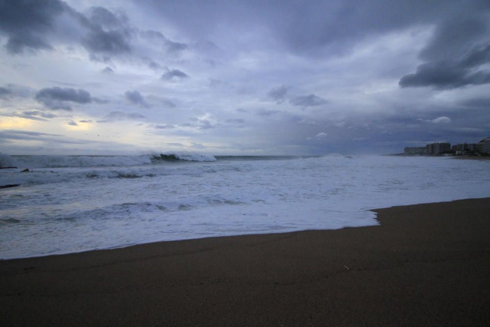 Efectes del temporal al passeig de Blanes