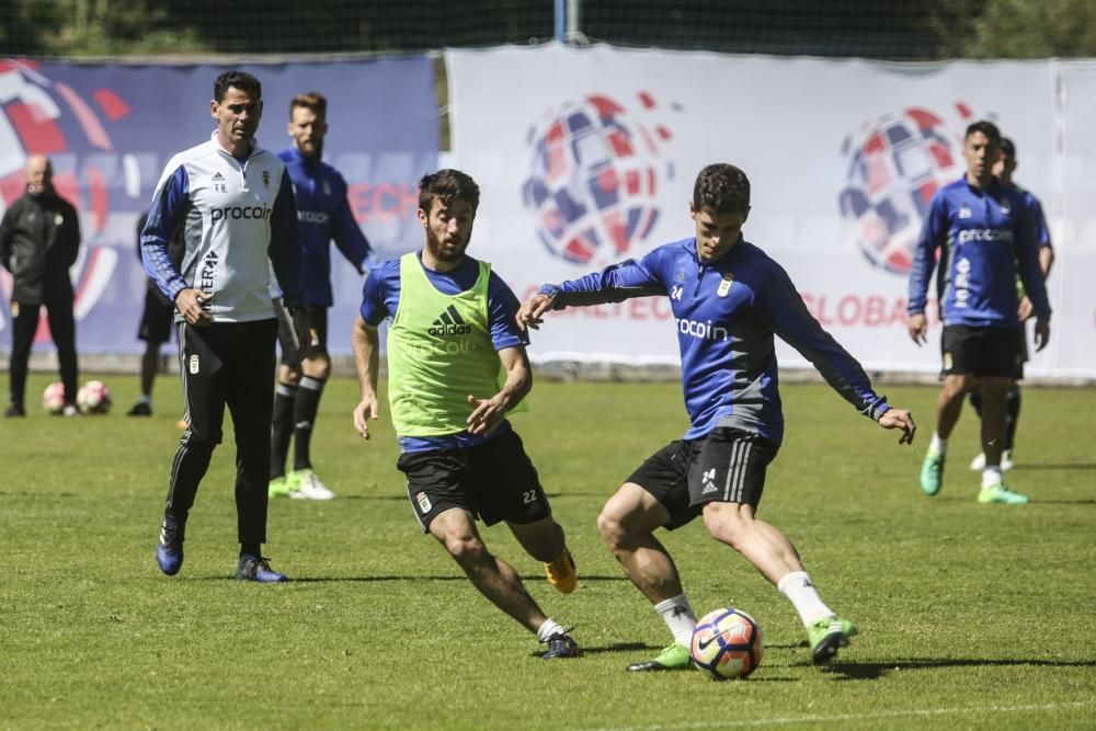 Entrenamiento del Real Oviedo 19/04/2017