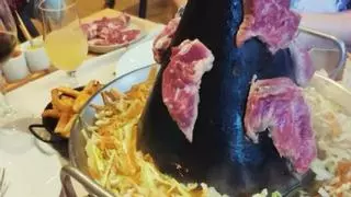El restaurante de Las Palmas de Gran Canaria donde la carne se hace en un sombrero