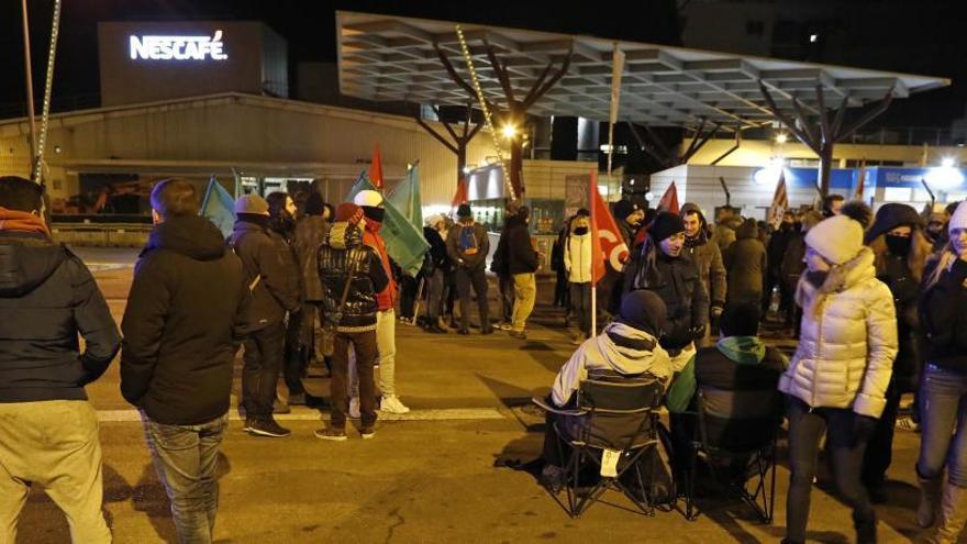 Manifestació de treballadors a la Nestlé.