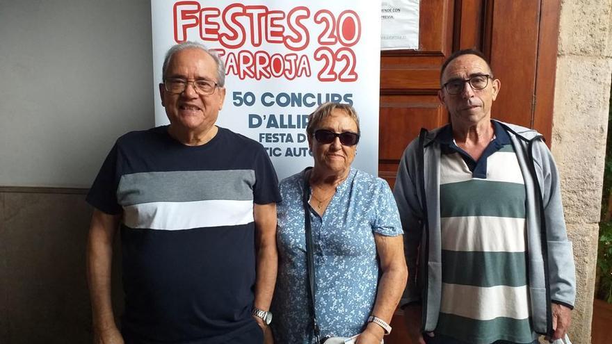 Participantes en el concurso d&#039;allipebre de Catarroja  ya con su ticket.