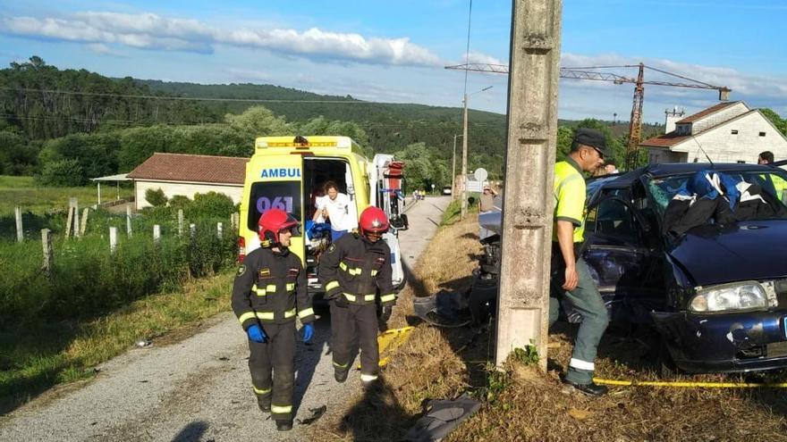 El coche en que iba el menor herido grave