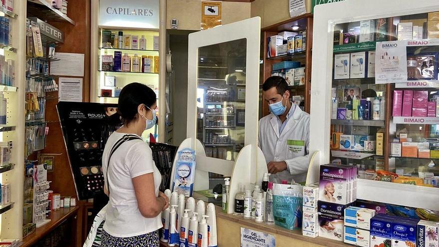 Las farmacias de Málaga, abiertas a convertirse en la vía de dispensación del cannabis medicinal