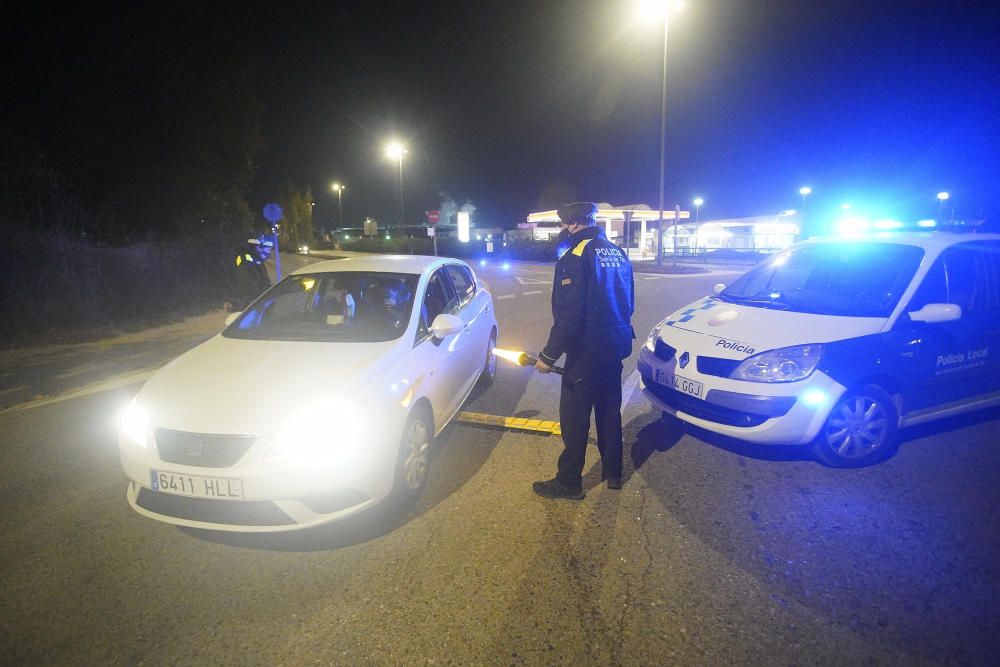 Control dels Mossos d''Esquadra i la Policia Local de Sarrià de Ter pel toc de queda