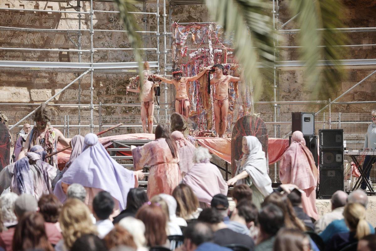 El Via Crucis de Llorenç Moyà en imágenes
