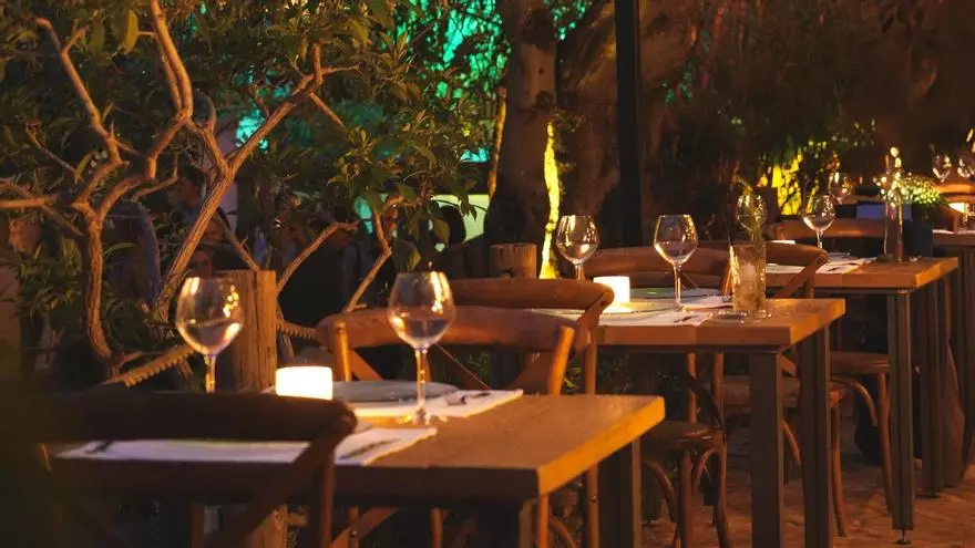 Reabre este histórico restaurante en Ibiza: ceviches y aguachiles en una casa payesa de 300 años