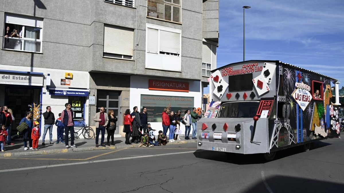 Uno de los artefactos que participó en el desfile del Carnaval de 2020.