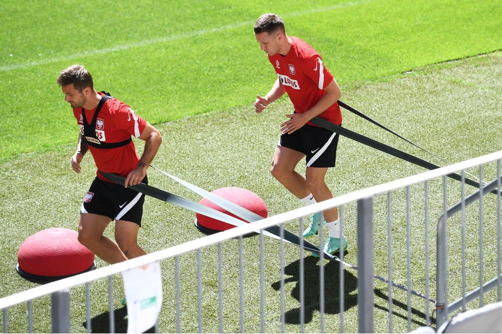 El probable once de Polonia frente a España