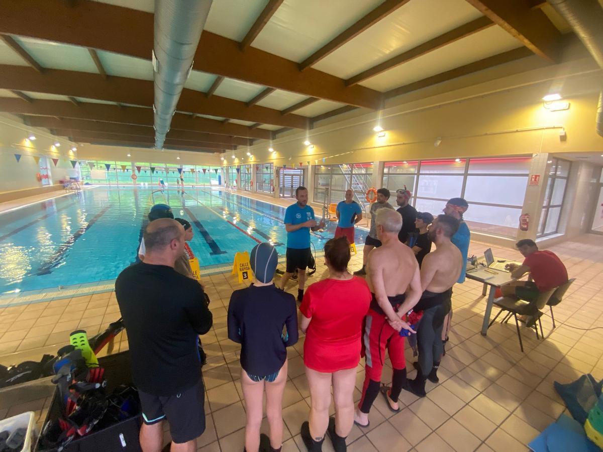 Las explicaciones al inicio del taller.