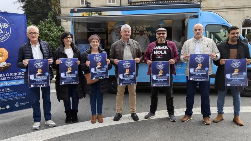 Presentación de “Pinchotea”, ayer en Ponteareas.  | // D.P.