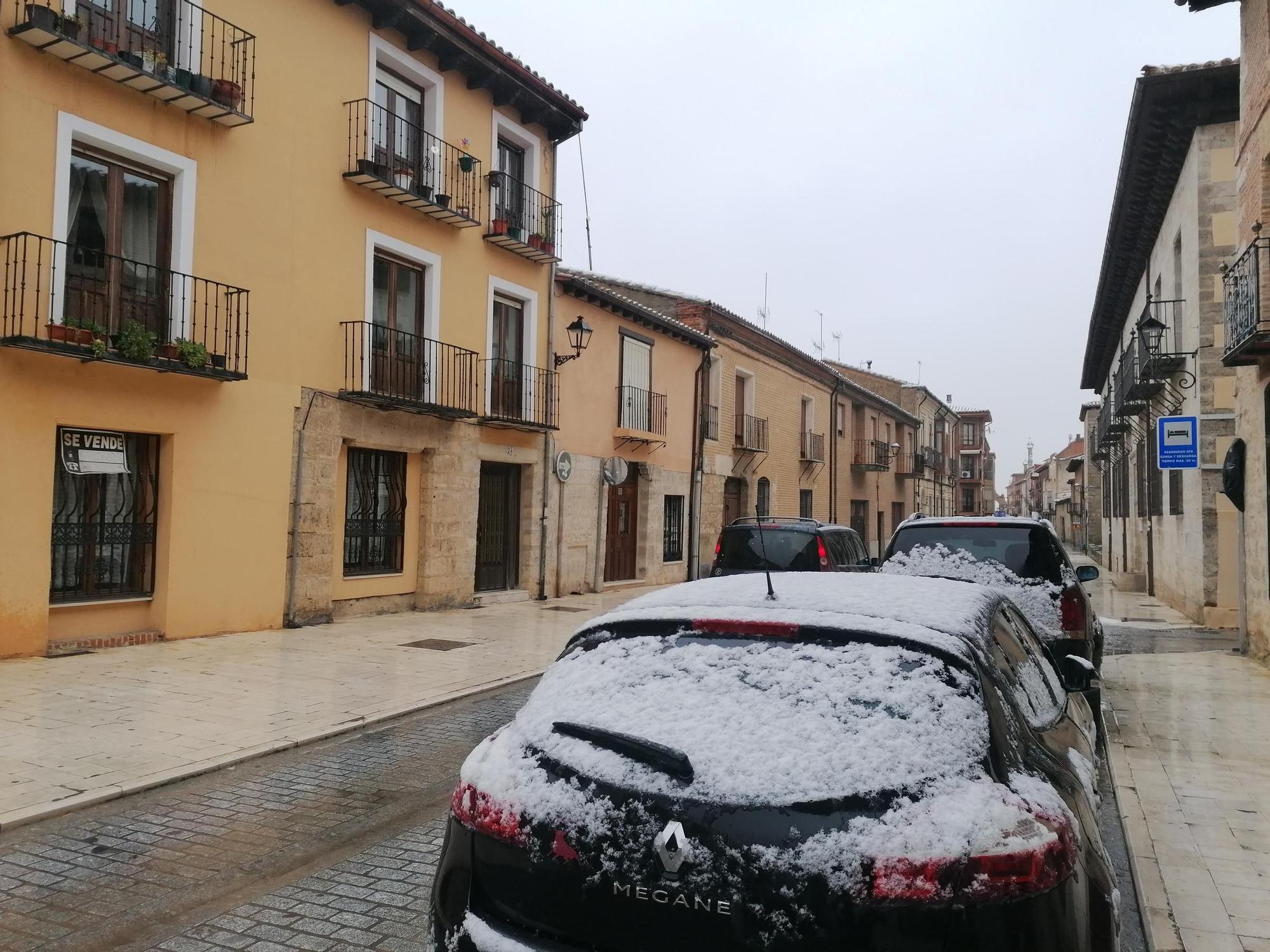 GALERÍA | La nieve se asoma tímidamente a Toro