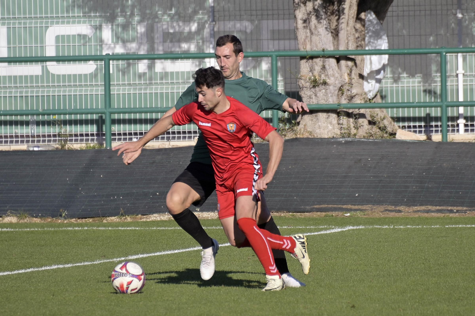 Partido de futbol benefico populares informadores