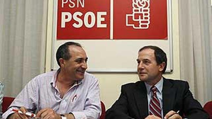 Puras dimite como parlamentario tras el veto de pacto con NaBai e IU