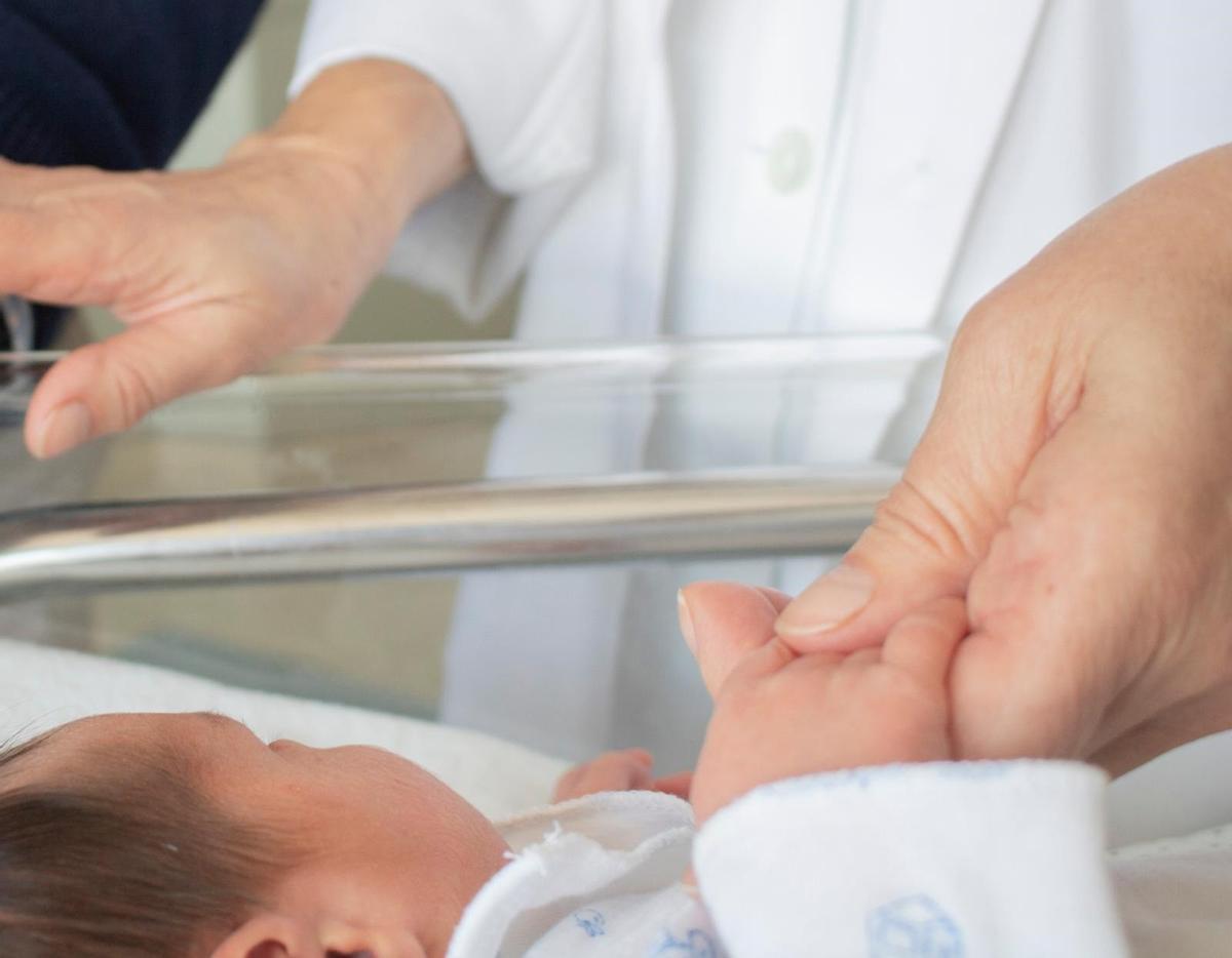 Esta es la ayuda que pueden pedir las familias gallegas por sus hijos recién nacidos.