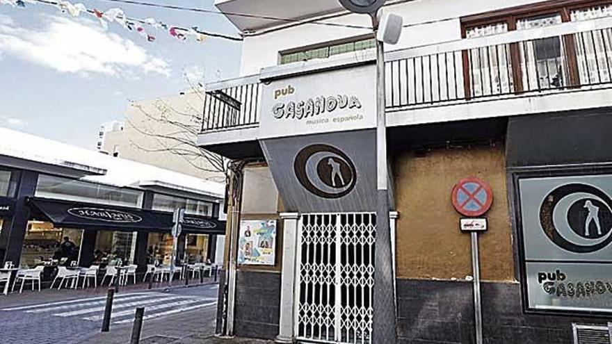 El lugar donde fue atacado el agente de la Guardia Civil.