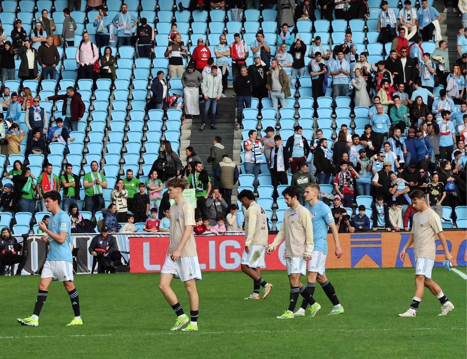 De la fiesta inicial a la decepción: las mejores imágenes del Celta-Girona