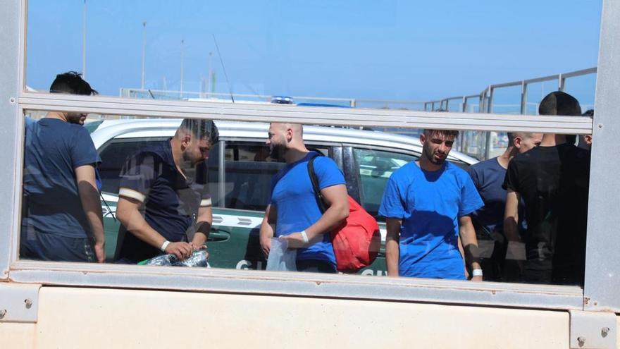 Interceptan a 22 migrantes en la playa de Migjorn de Formentera 