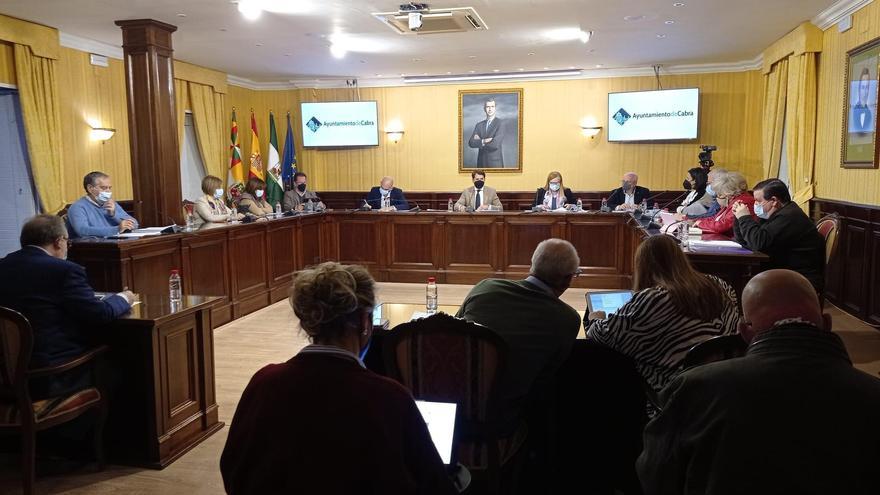 Cabra insta a la Junta a la creación de dos áreas de gestión sanitaria en el sur de Córdoba