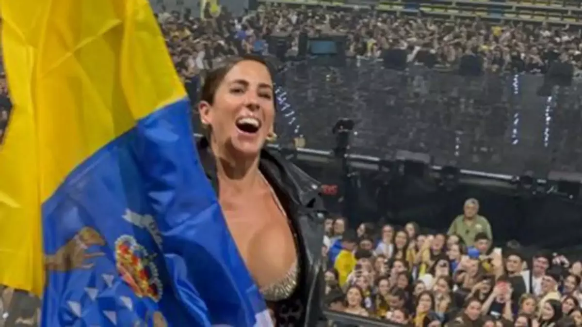 Anabel Pantoja, 'telonera' del concierto de Quevedo tras protagonizar este momentazo en el Gran Canaria Arena