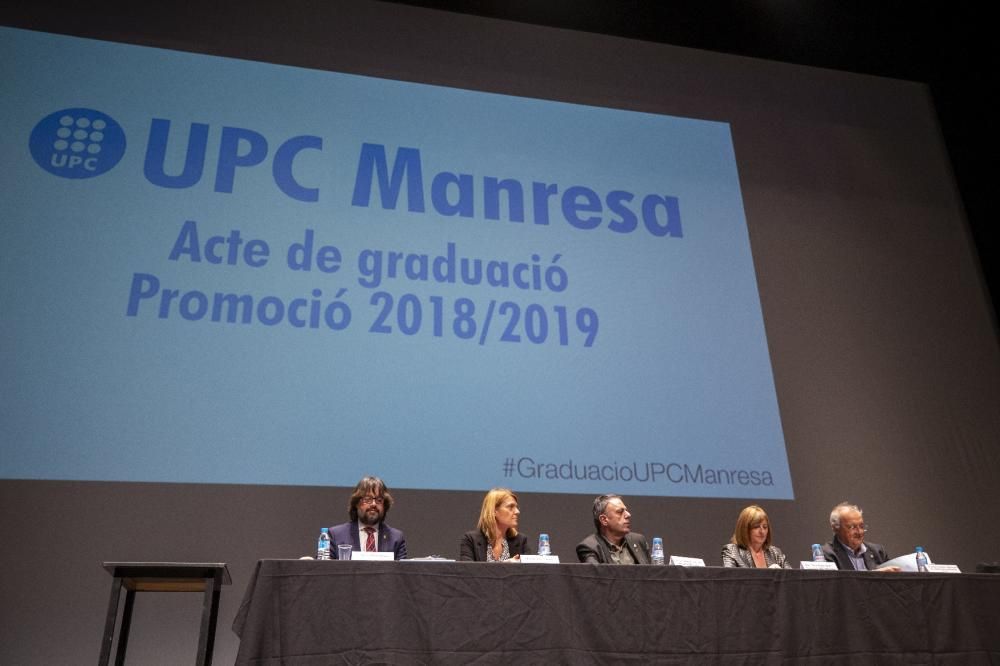 La UPC Manresa celebra la graduació dels 113 estud