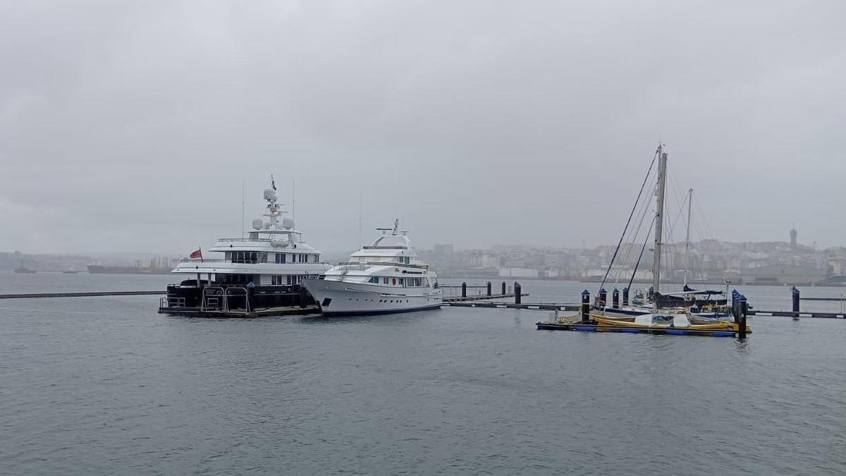 Yates en el Puerto de A Coruña