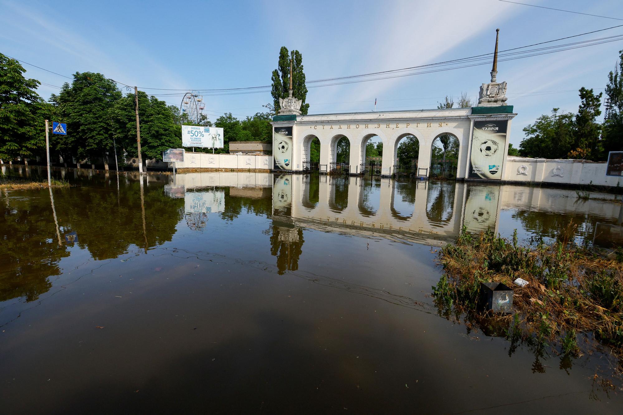 Així ha quedat la ciutat ucraïnesa de Kherson després de la destrucció de la presa
