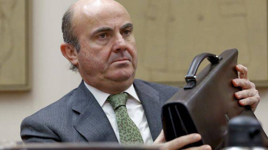 Guindos confirma que el FROB trabaja en la privatización de Bankia