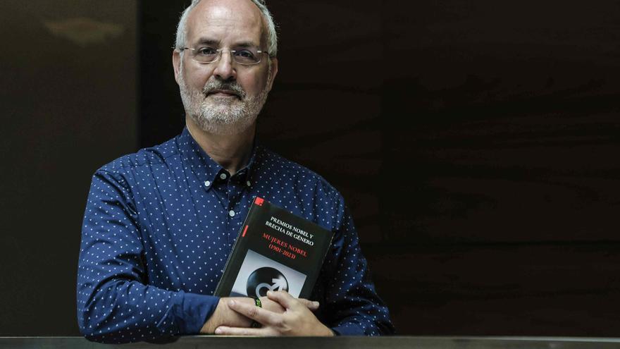 El ensayista Ferran Lluch pone el foco en las Premios Nobel: &quot;Las mujeres no llegan ni al 7% por la brecha de género&quot;