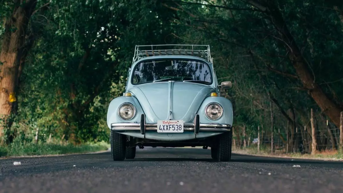 Coches viejos, clásicos e históricos: ¿En qué se diferencian?