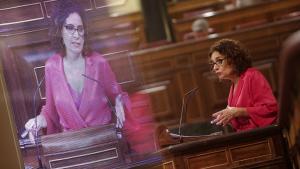 La ministra de Hacienda y portavoz del Gobierno, María Jesús Montero, durante el pleno de este 10 de septiembre en el Congreso. 