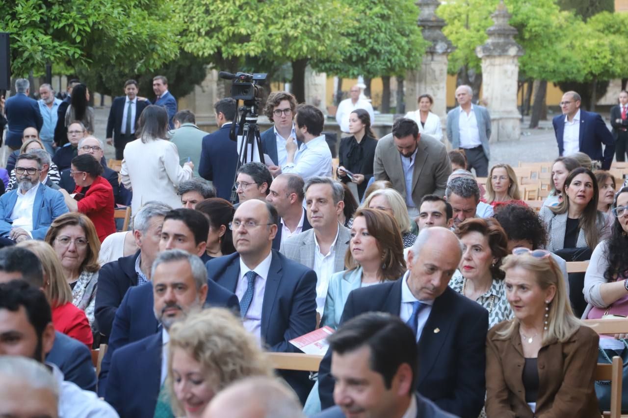 La entrega de los premios 'Ver Iglesia 25' y ‘Entidades con Corazón’, en imágenes