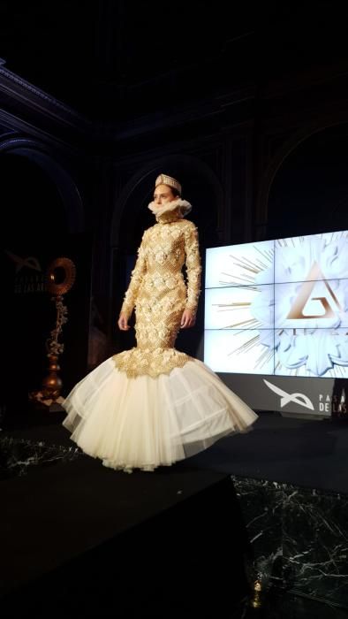 Defile Fernando Aliaga