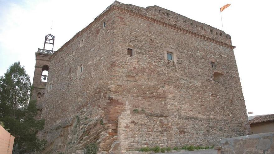 Vista general del castell de Súria des de l&#039;exterior