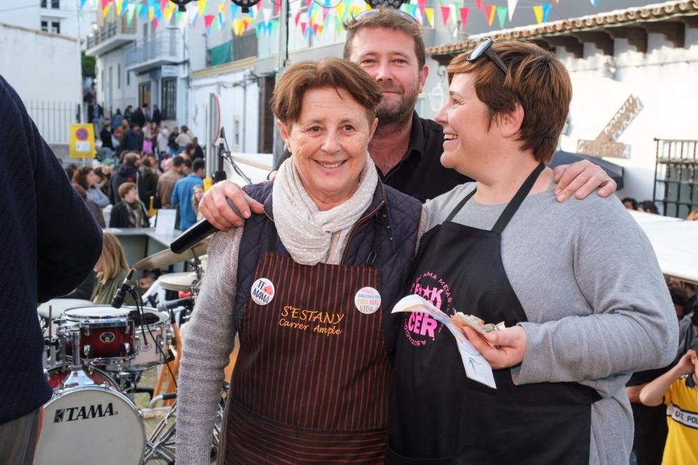 Los vecinos pudieron disfrutar de una tradicional y divertida jornada gastronómica