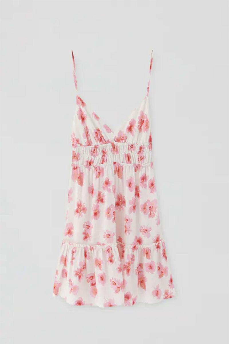 Vestido de tirantes de flores de Pull &amp; Bear