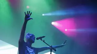 Poniente coge color con "La casa azul" para bailar y pasar un buen rato