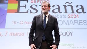 El expresidente del Gobierno y del PP Mariano Rajoy, este jueves en Tomares (Sevilla)