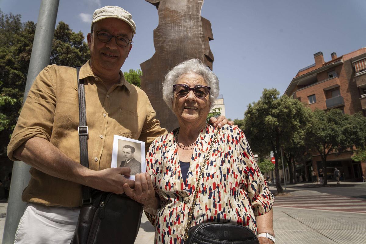 L'escultura que parla: S'inaugura la "Metralla" que recorda els morts manresans de la Guerra Civil L'escultura que parla: S'inaugura la "Metralla" que recorda els morts manresans de la Guerra Civil
