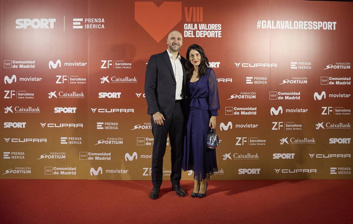 Joan Cañella, jugador de balonmano a su llegada a la VIII Gala Valores del Deporte 2025 del Diario Sport celebrada en la sede del Comité Olímpico Español.