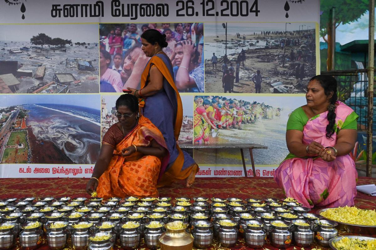 Plegarias en Chennai (Índia) en homenaje a las víctimas del tsunami del 2004 en el Índico