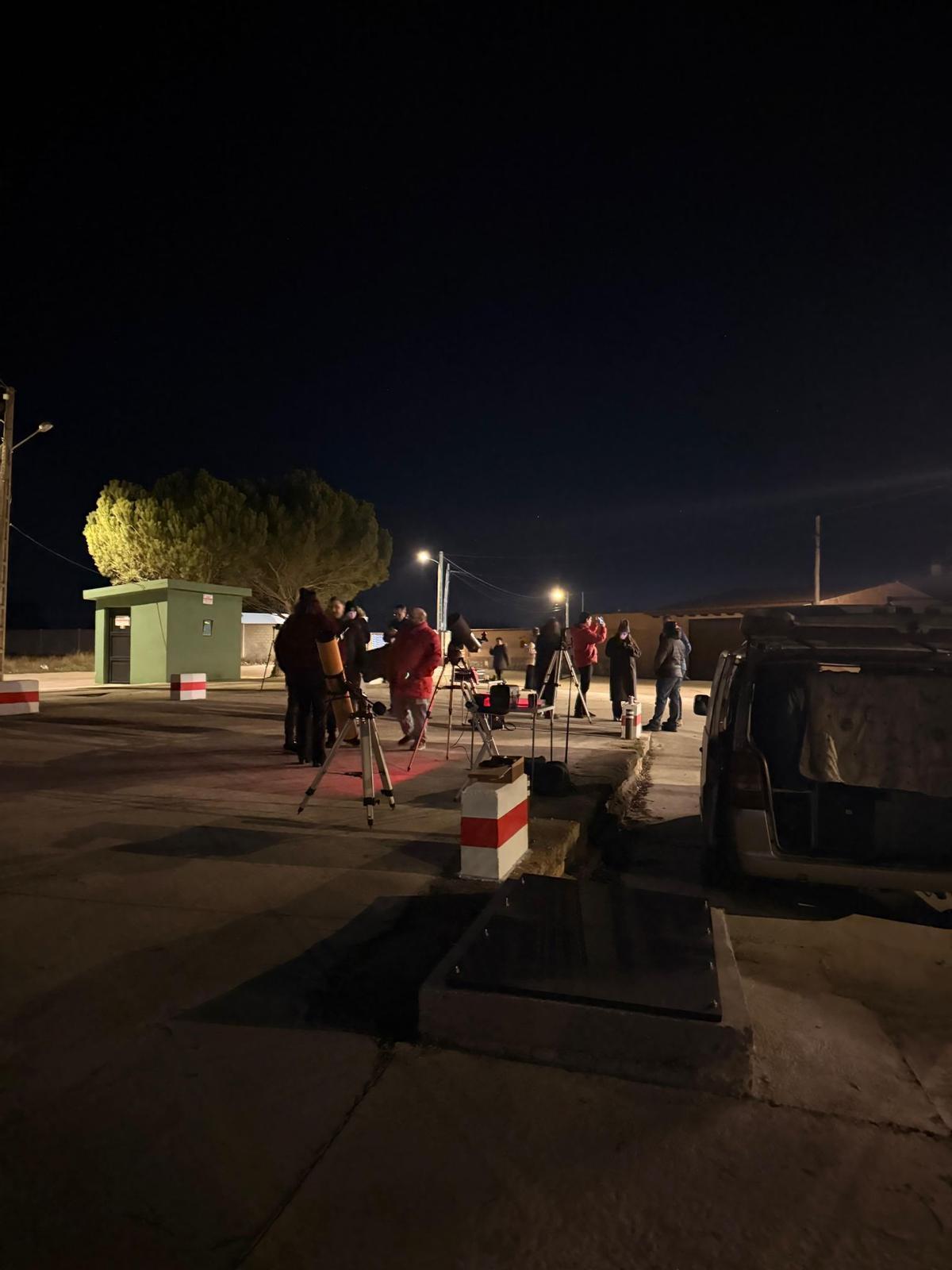 La observación astronómica en Arcos de la Polvorosa, en imágenes