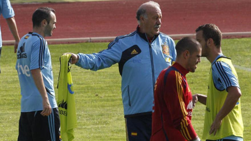 Del Bosque reservará a Iniesta frente a Bielorrusia