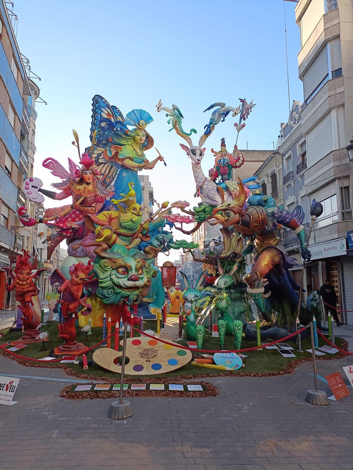El monumento de la falla Taüt se ha impuesto en la Sección Especial.